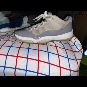 Jordan 11 Low Cool Grey